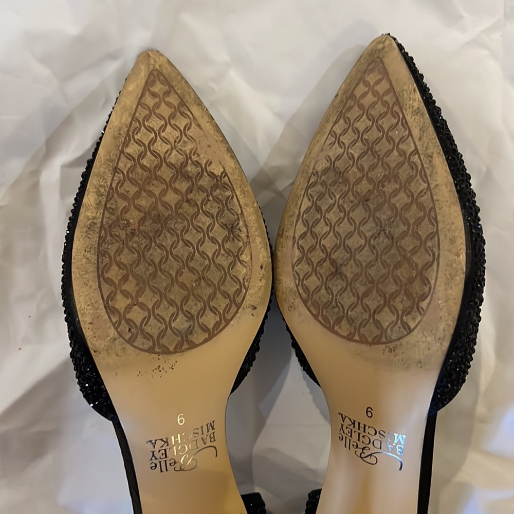 Badgeley Mischka kitten heels - Picture 4 of 4